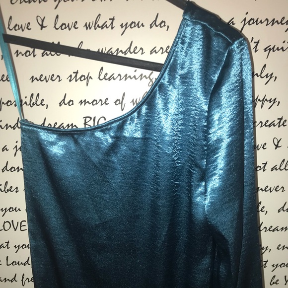 RIVIERA ONE-SHOULDER MAXI DRESS - Picture 6 of 14